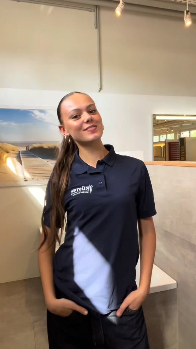 Hey ich bin Nike!! Und unterstützte die Firma bei den Social Media Accounts. Freut euch auf neue Videos 🩵
